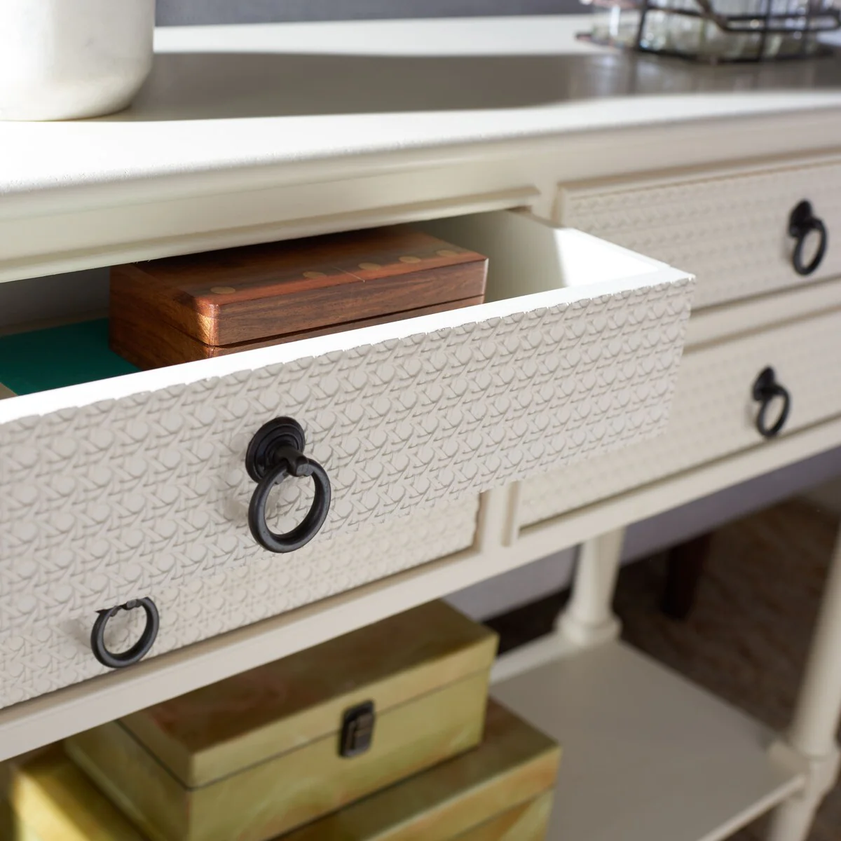 SAFAVIEH Artelia 4-Drawer Console Table - 42 W x 13 L x 29.5 H - 42Wx13Dx30H