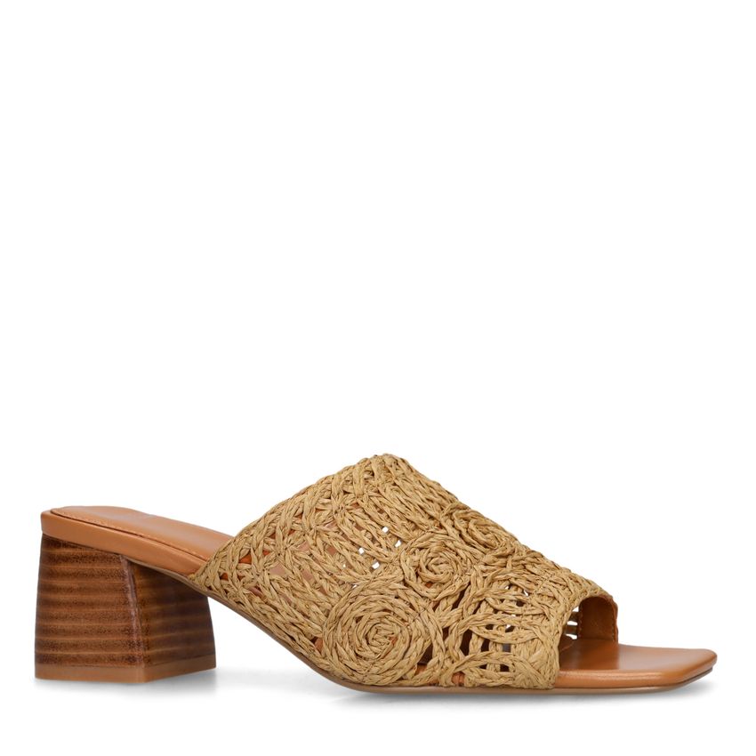 Manfield Cognac raffia sandalen met hak