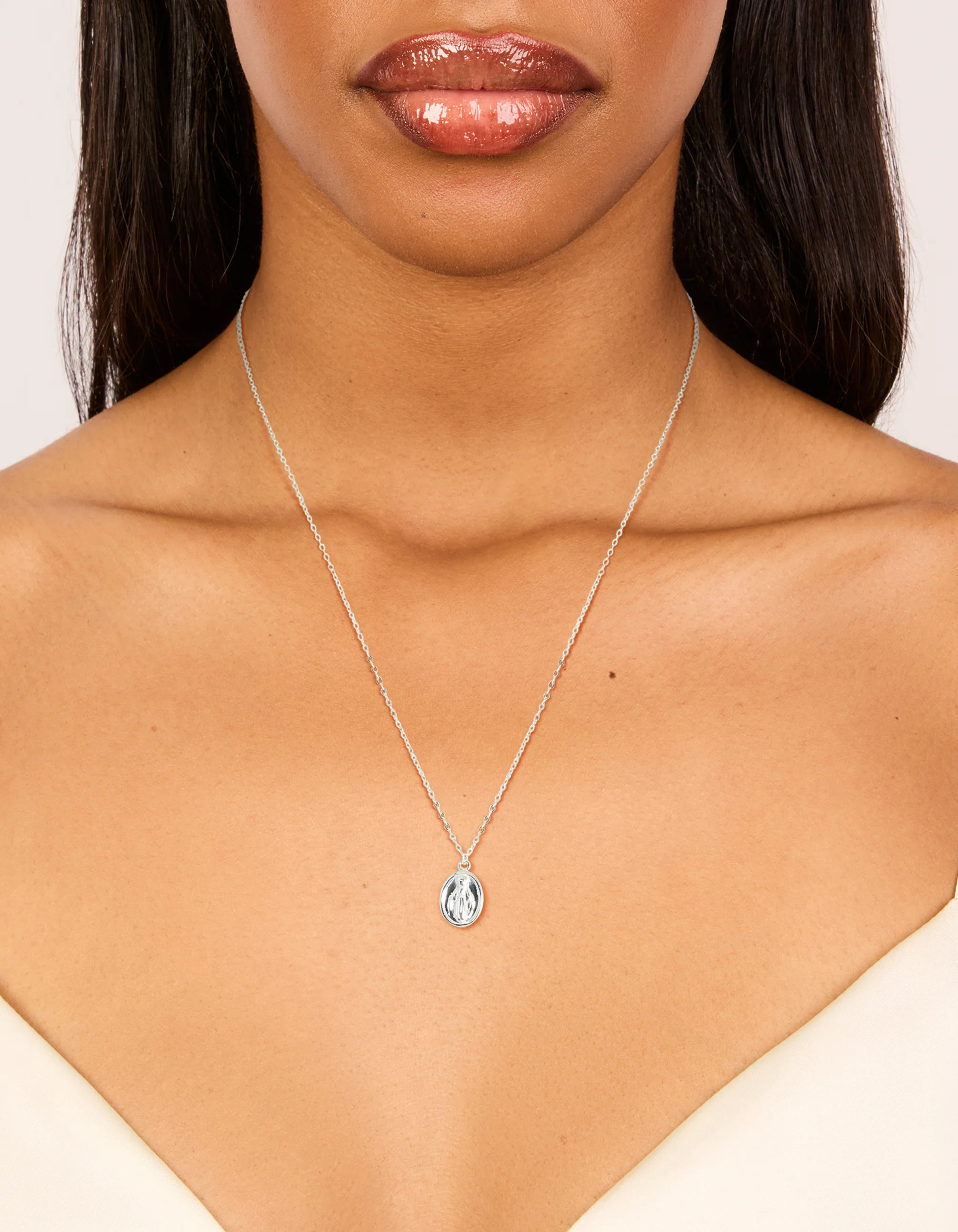Sterling Silver Round Mary Pendant Necklace