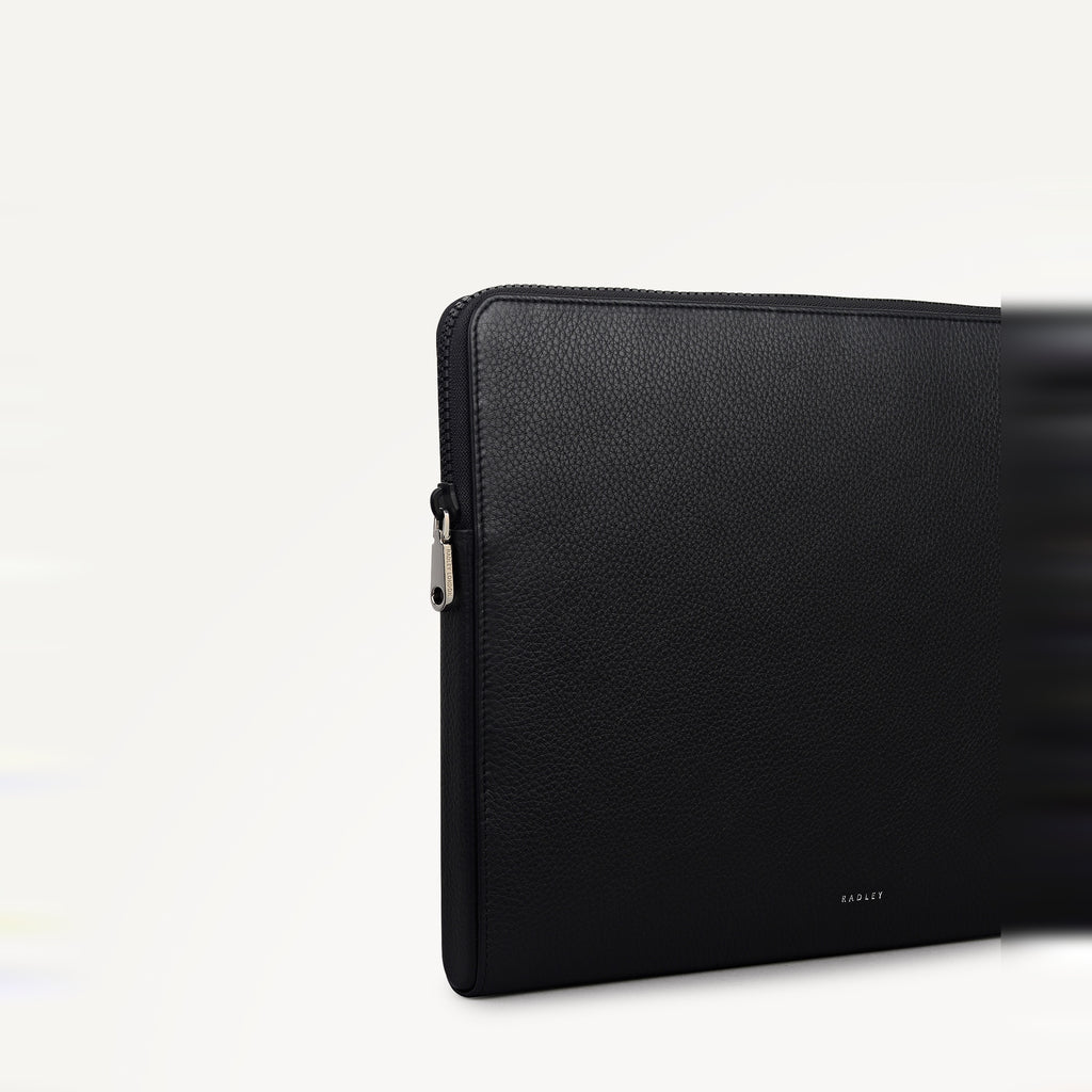 Commute Street - Medium Laptop Pouch