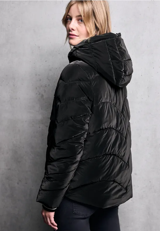 Jacke mit Wellen-Steppung