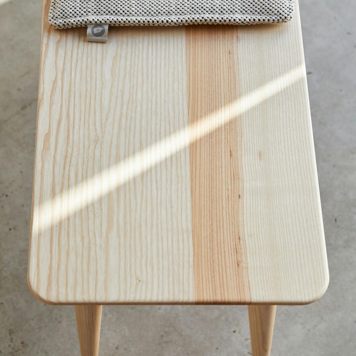 JOSEF - Banc en frêne olivier massif français