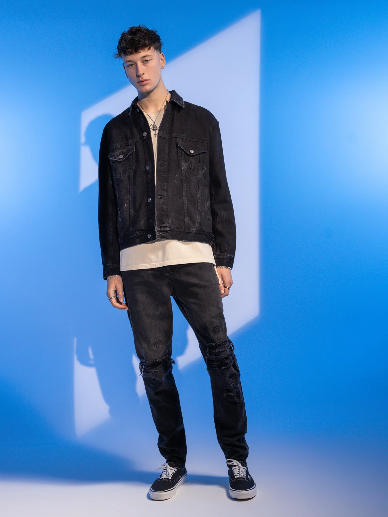 Wolfgang Slim Tapered Jeans