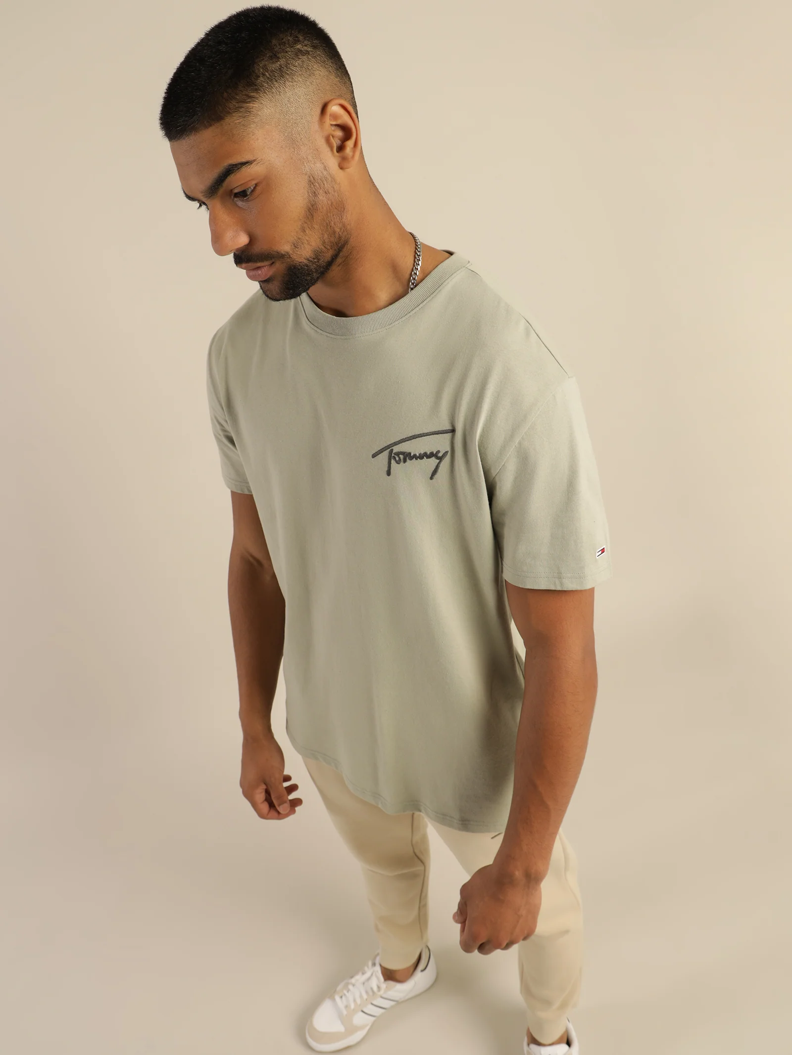 Tommy Signature T-Shirt