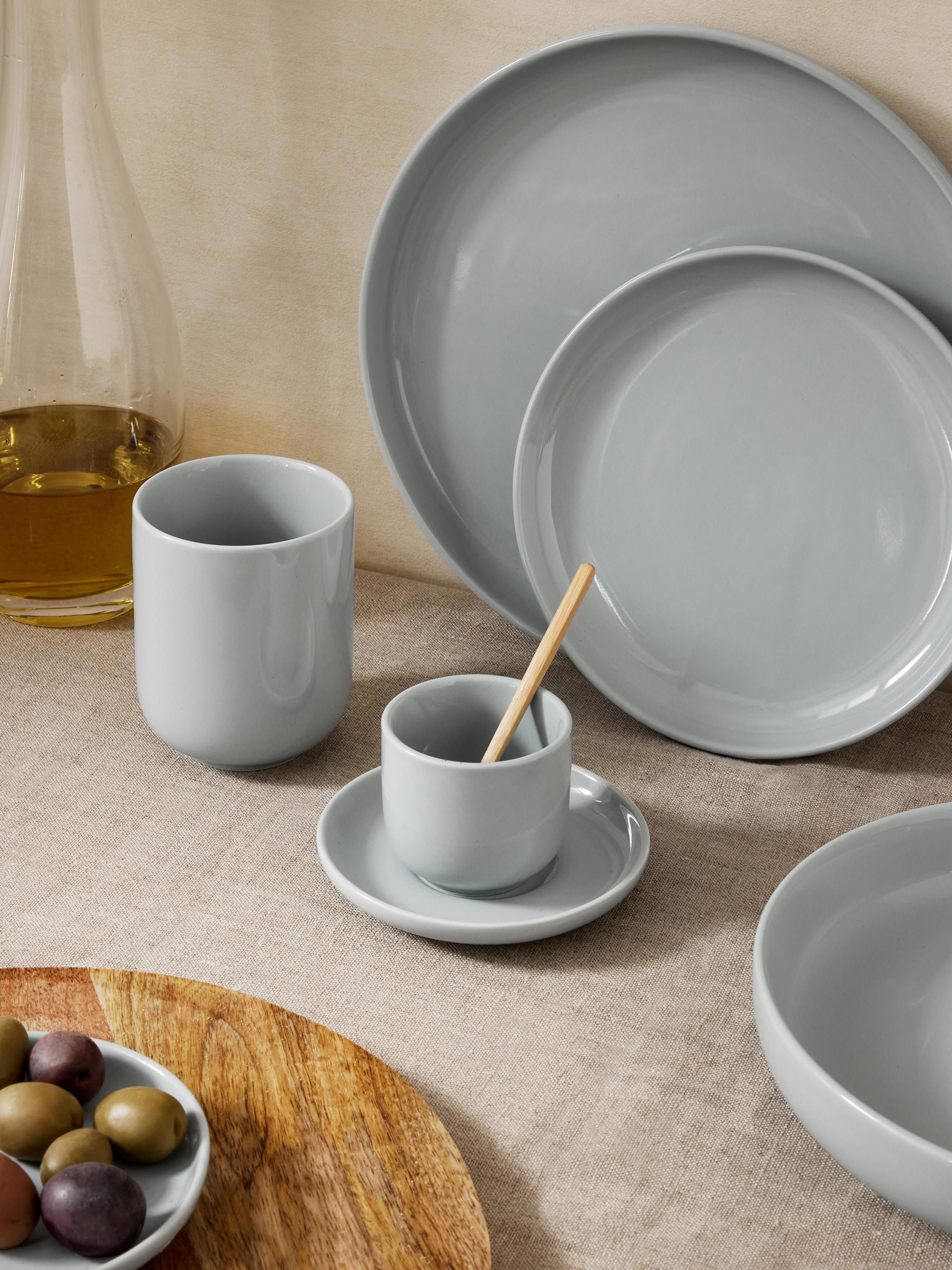 Porzellan-Espressobecher Nessa mit Untertassen, 4er-Set