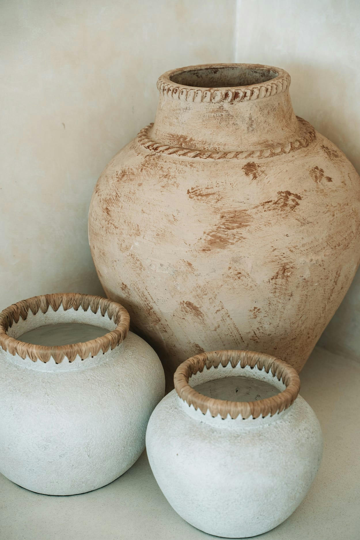 STYLY - Vase en terre cuite gris naturel H27