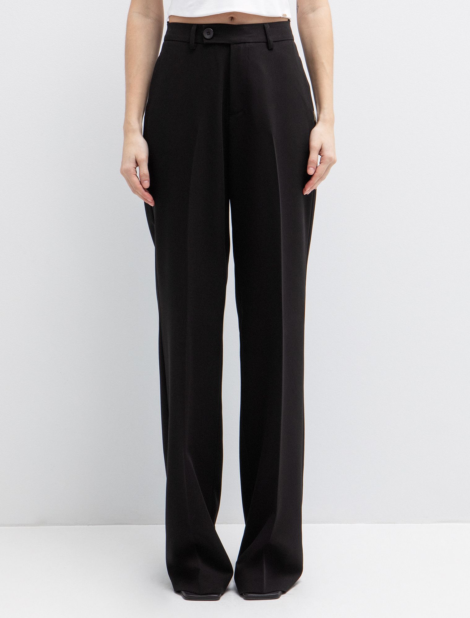 Office παντελόνι σε ίσια γραμμή