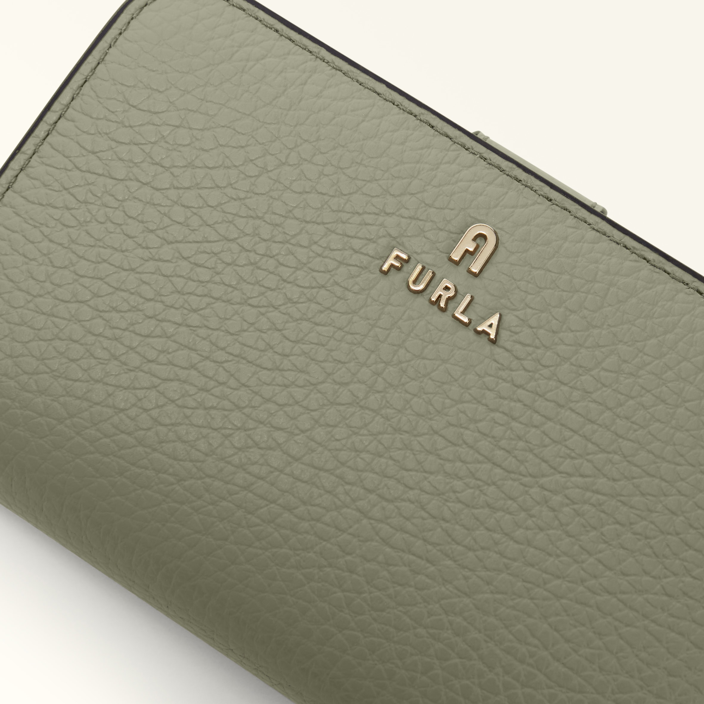Furla Camelia Compact Wallet M