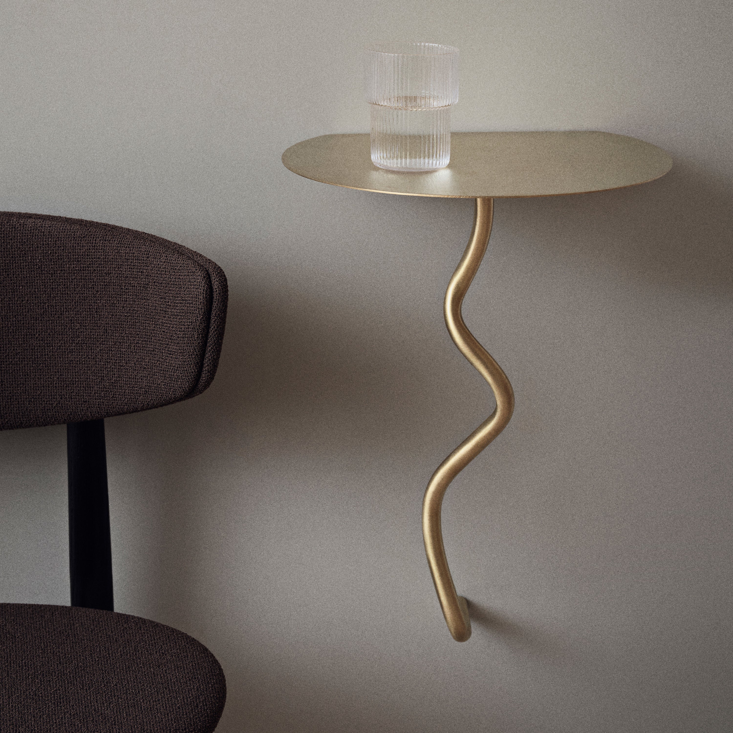 Ferm Living Curvature Wandplank - Brass