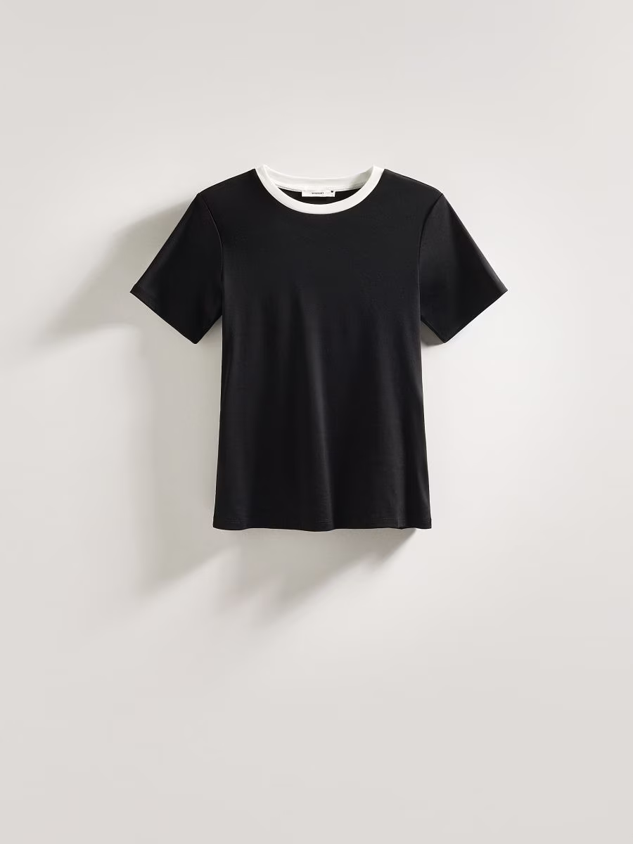 T-Shirt With Contrasting Trim