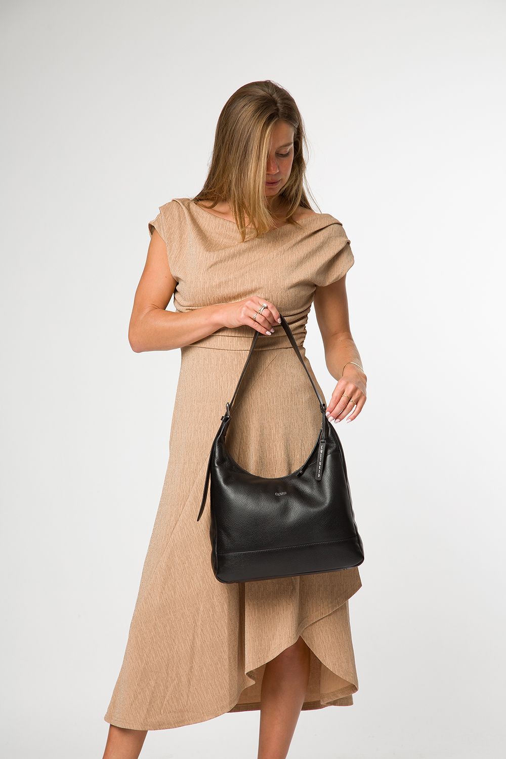 Cultured London Kovo' Leather Shoulder Bag