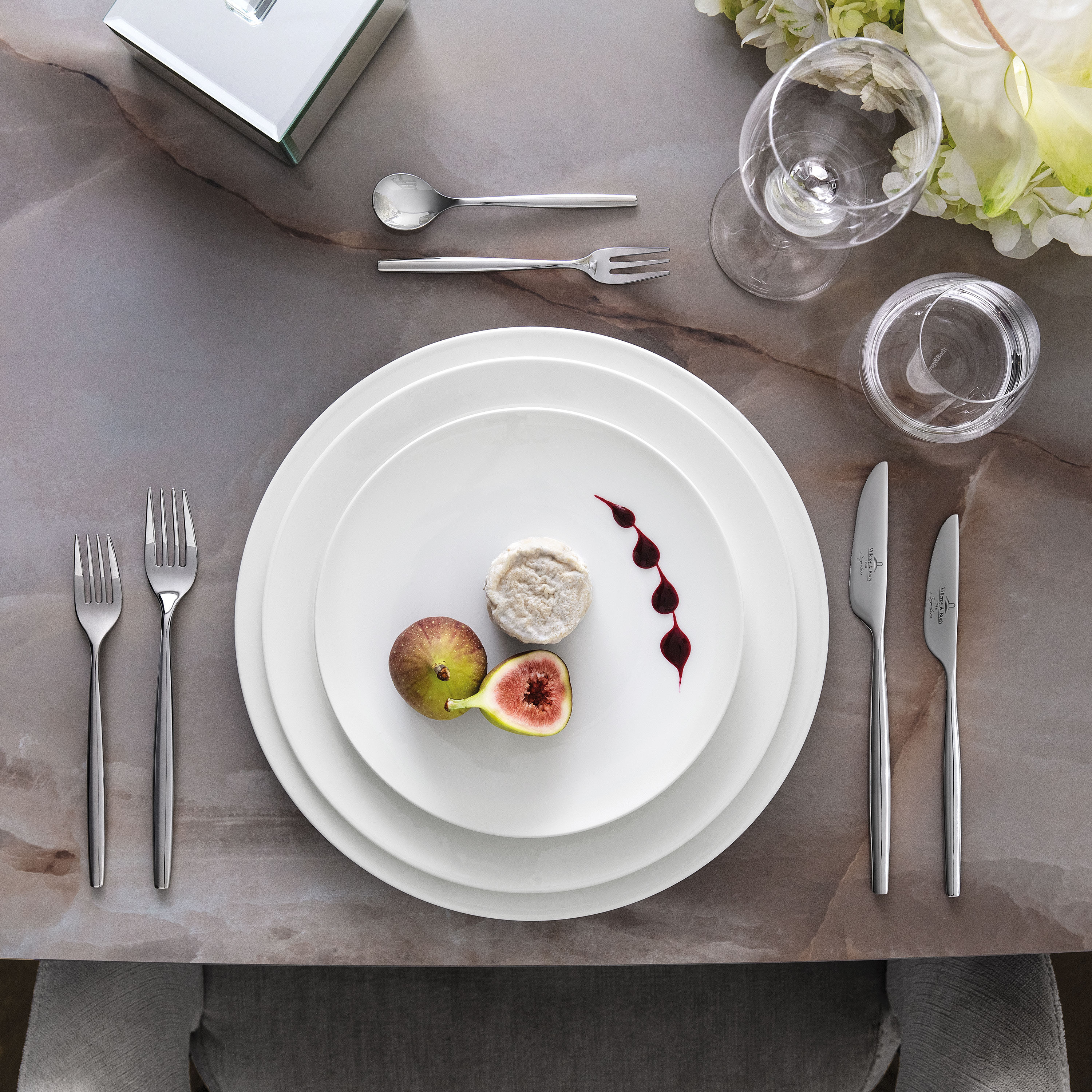 MetroChic Salad/ Dessert Plate - White, 8.7'', Premium Bone Porcelain
