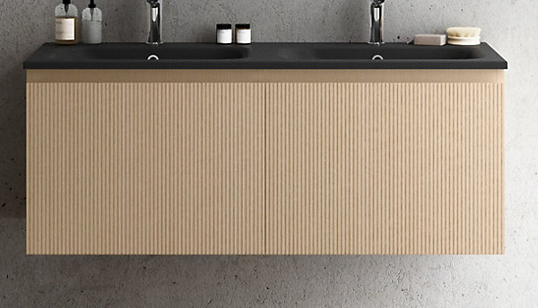 Meuble vasque suspendu plaqué chêne clair strié l.60 cm x 2   plan vasque noir résine, Pura