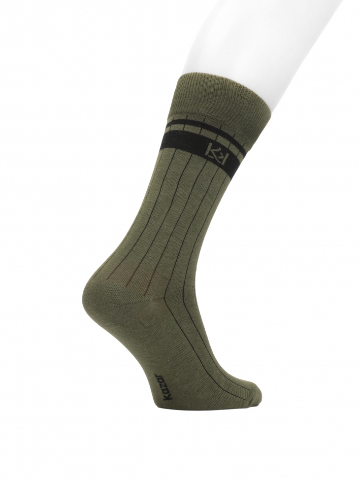 Comfortable men's socks with stripes