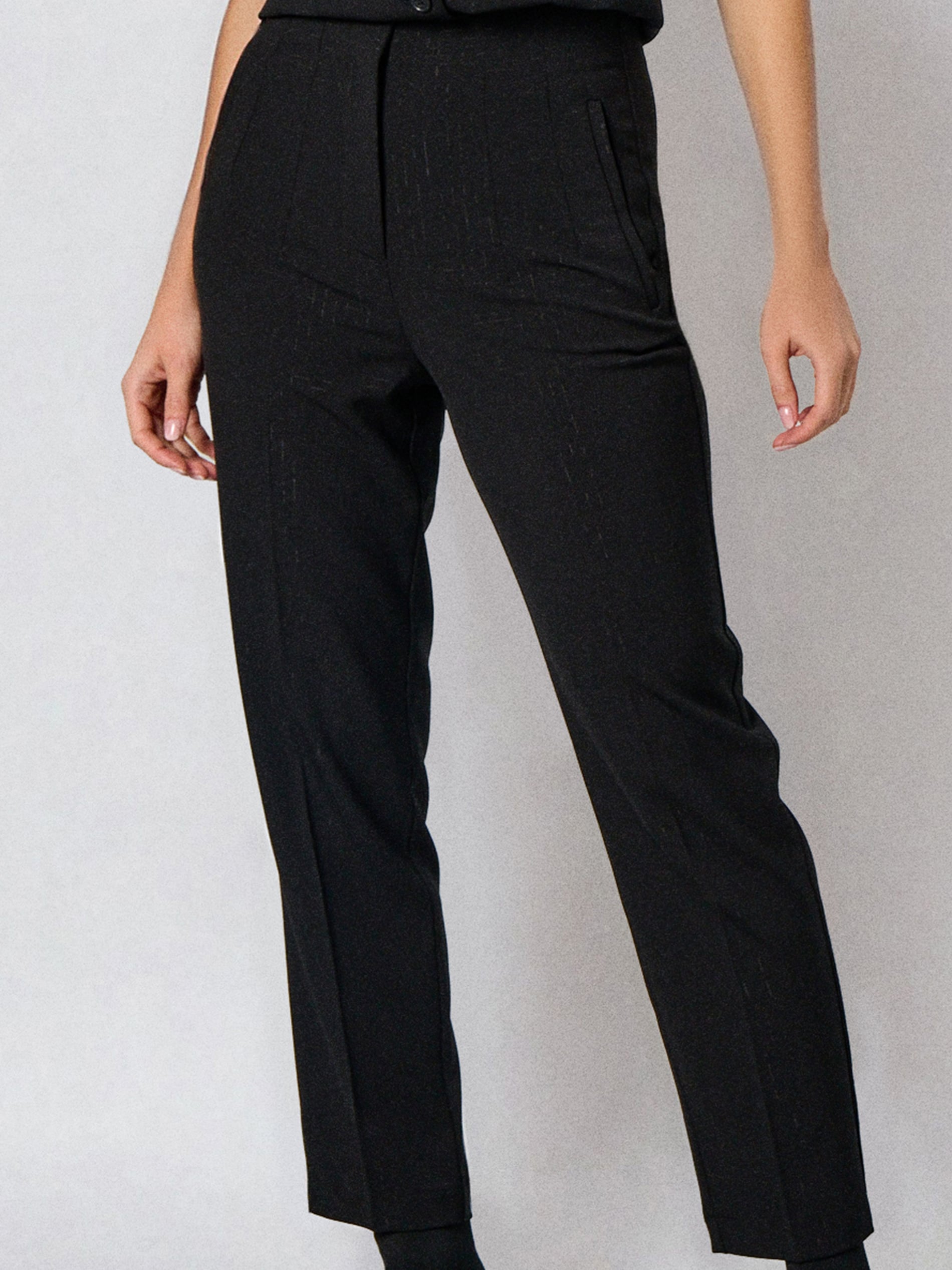 Spodnie straight fit