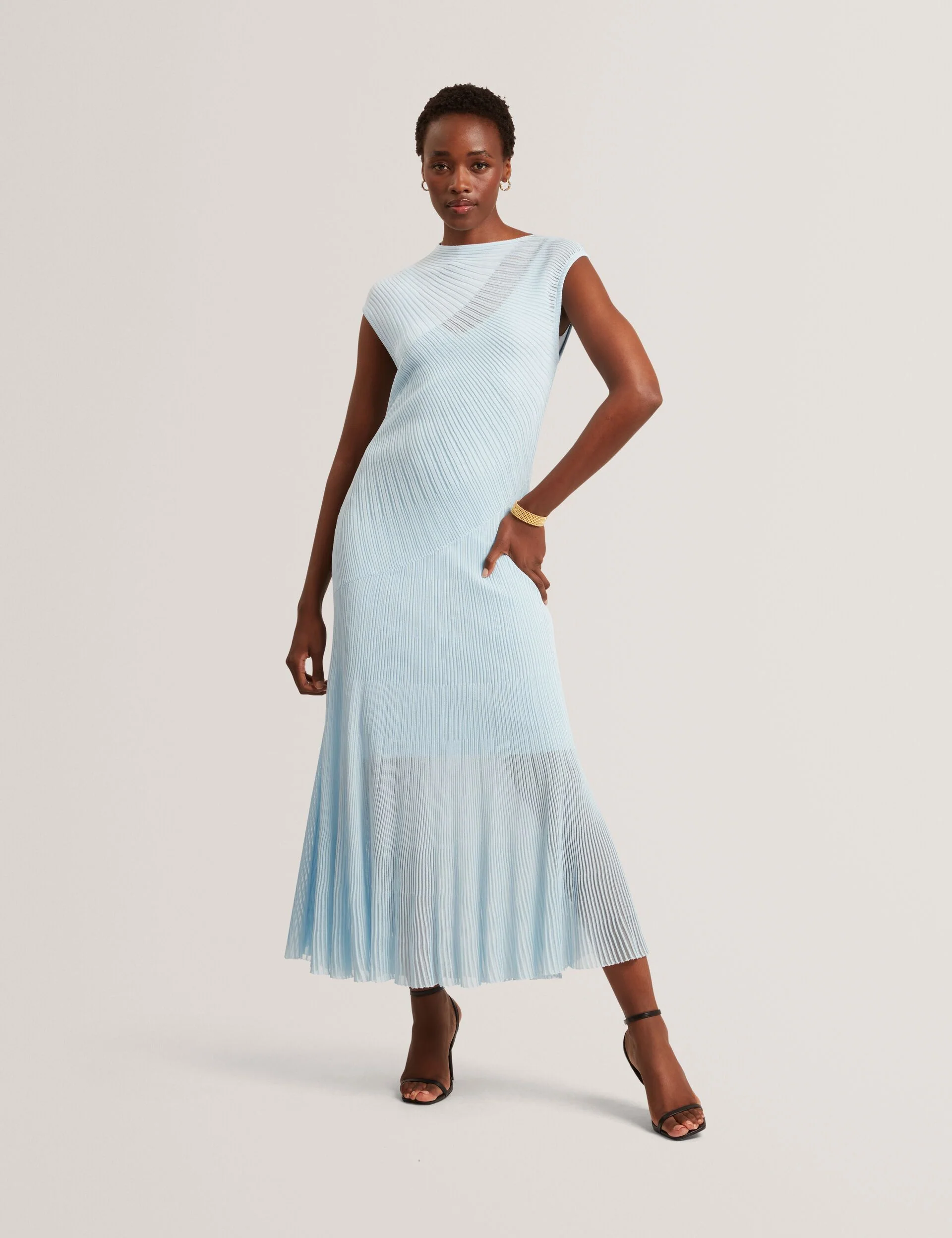CELYINA | PALE BLUE