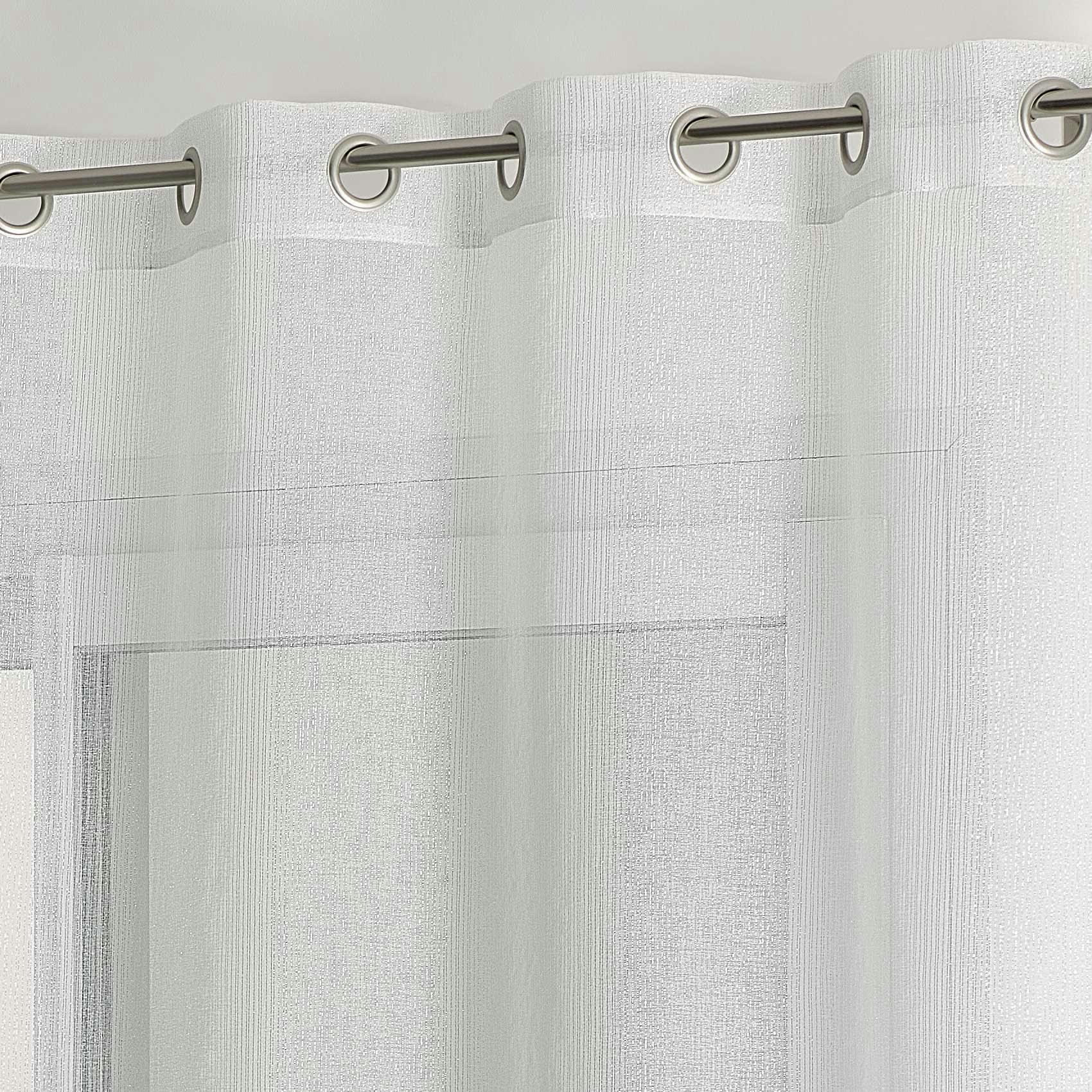 - Voilage fantaisie à rayures en lurex polyester argent 140x240 cm