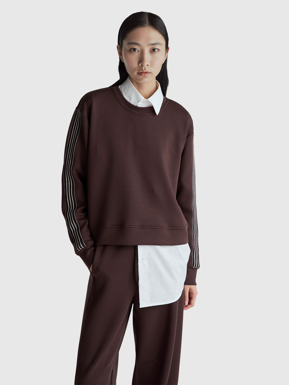 Pullover sweatshirt with stripes