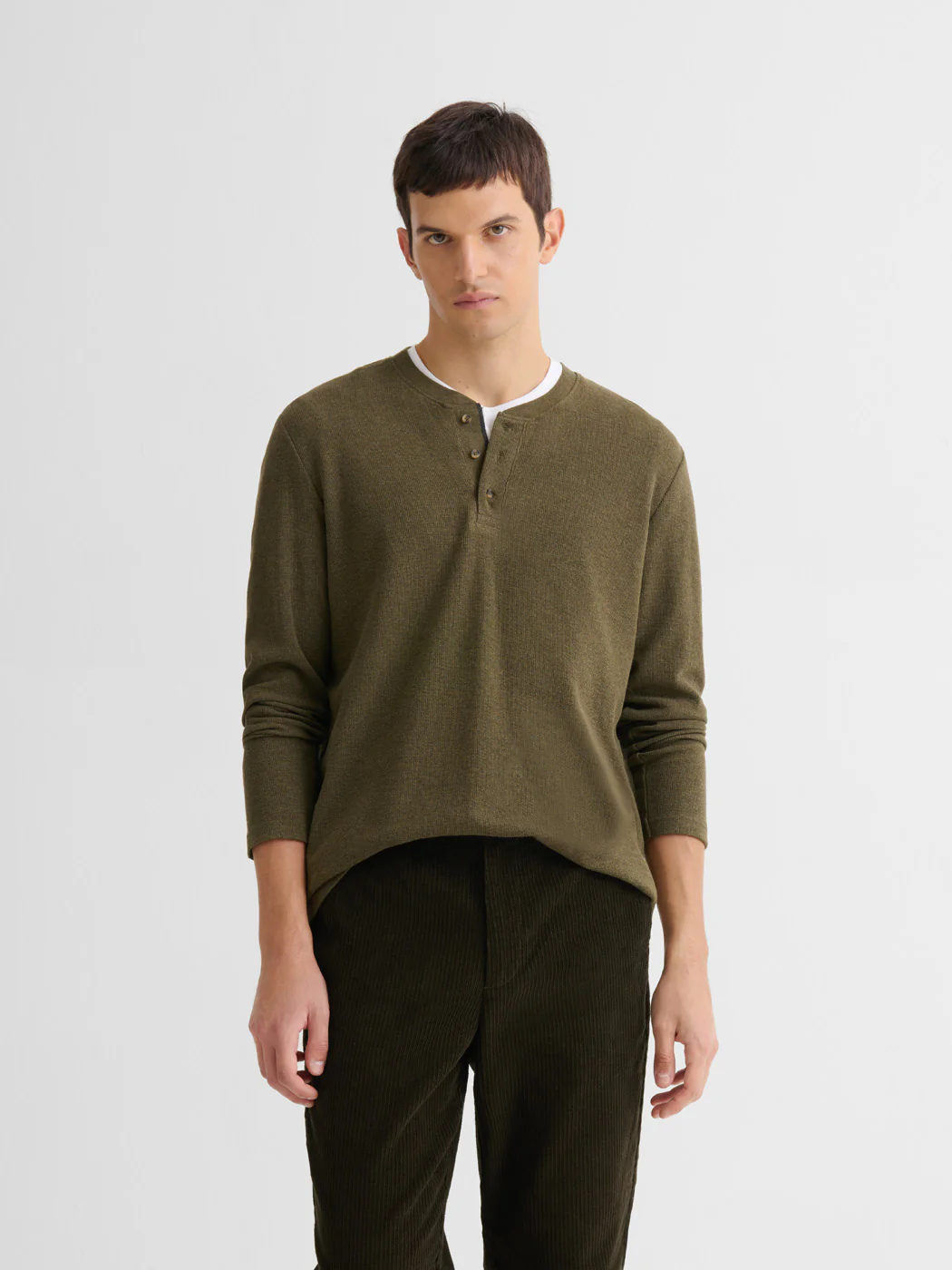 T-shirt manches longues col tunisien