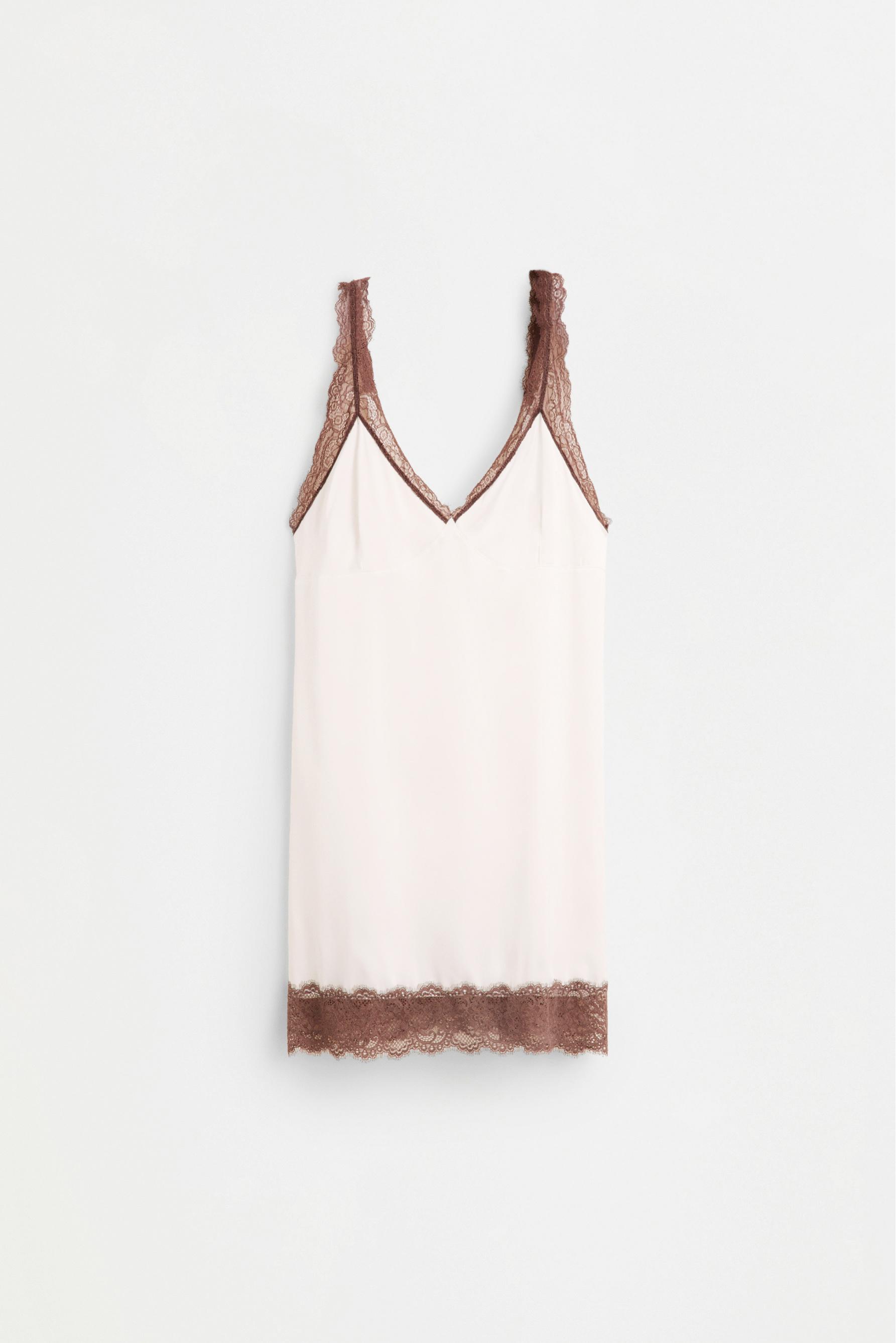 Vestido lencero encaje