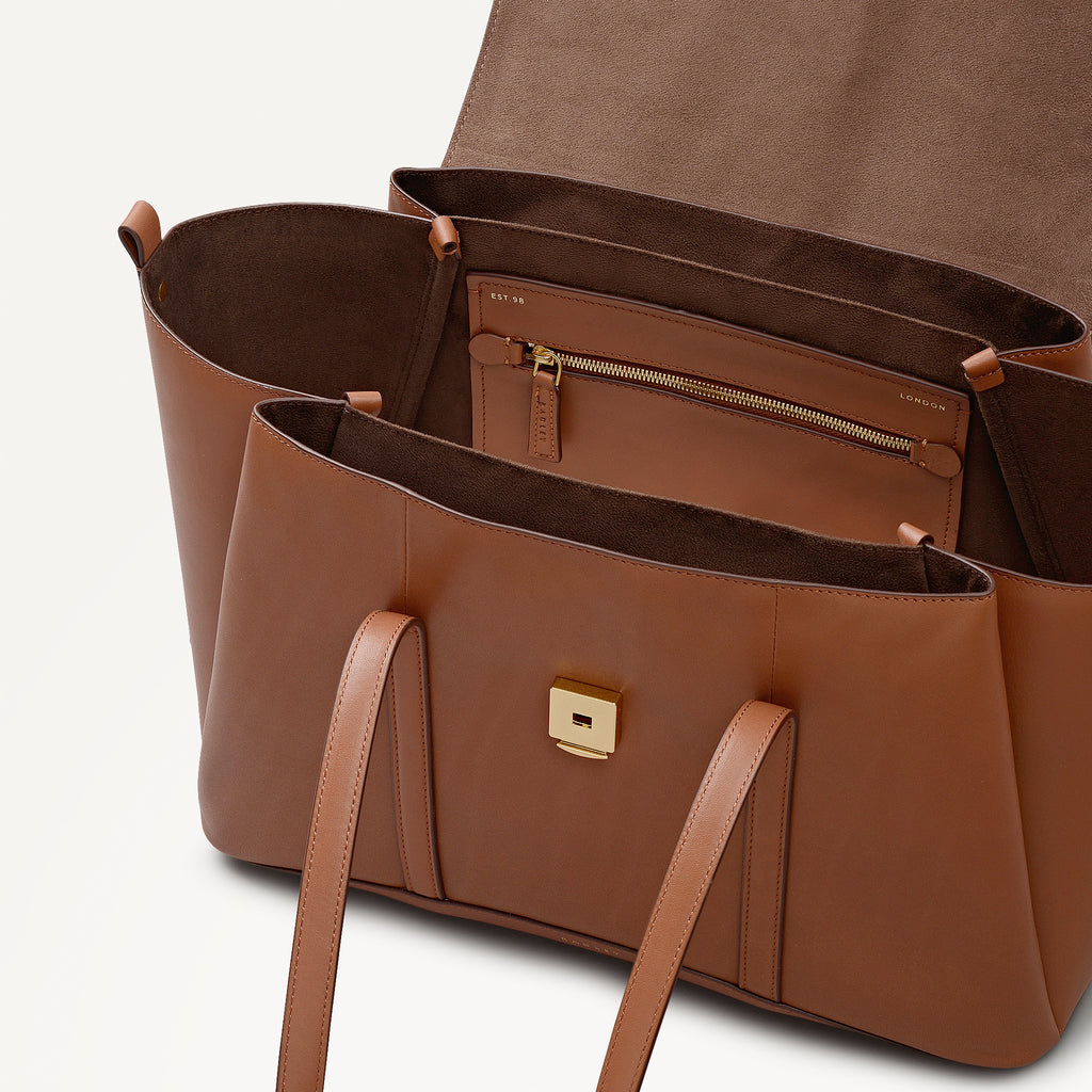 The Chancery - Medium Flapover Shoulder