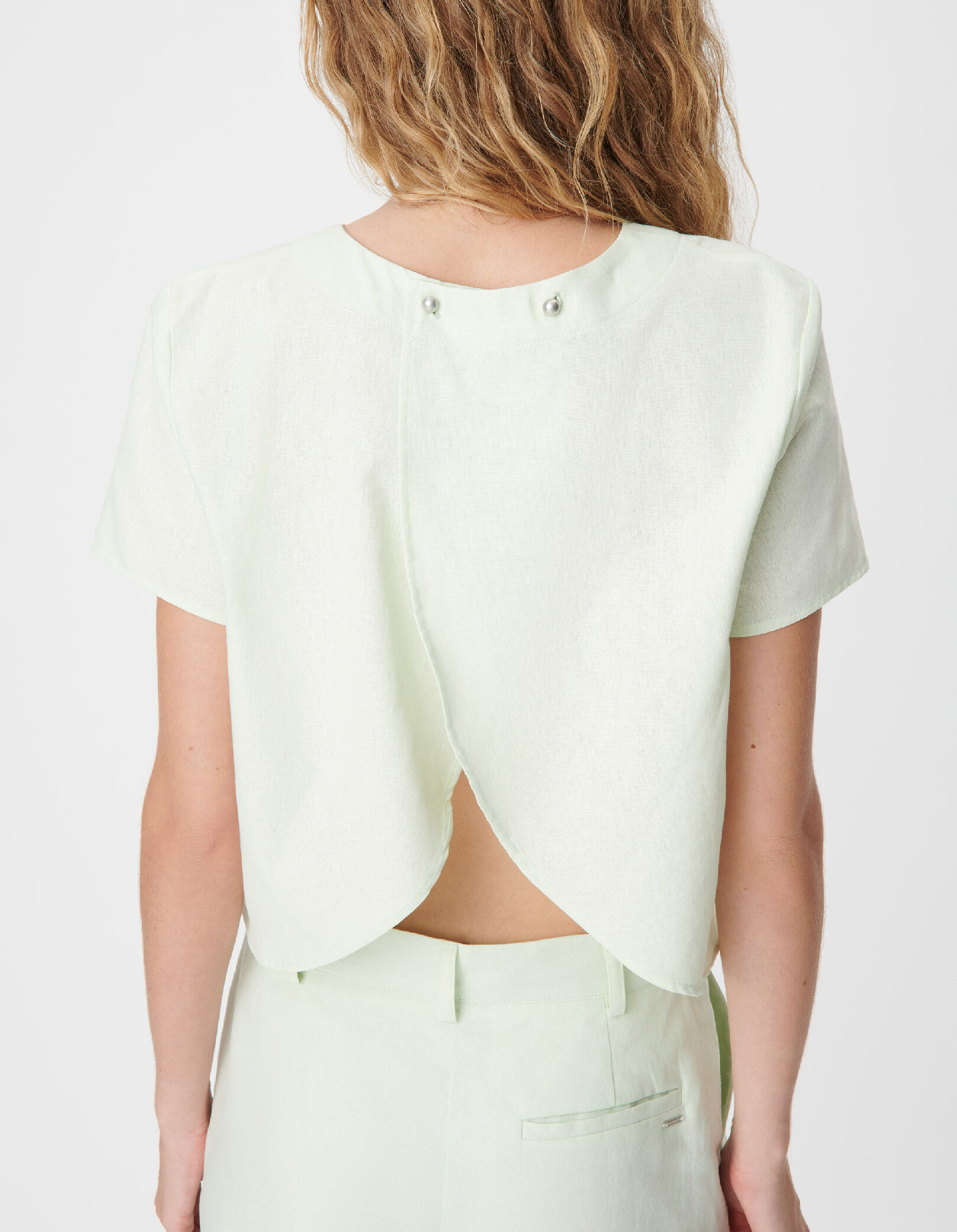 Top manches courtes vert coton lin ouverture dos Femme