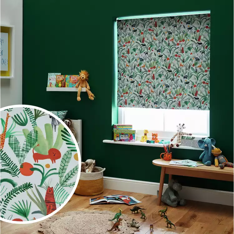 Habitat Kids Blackout Green Roller Blind - 90cm