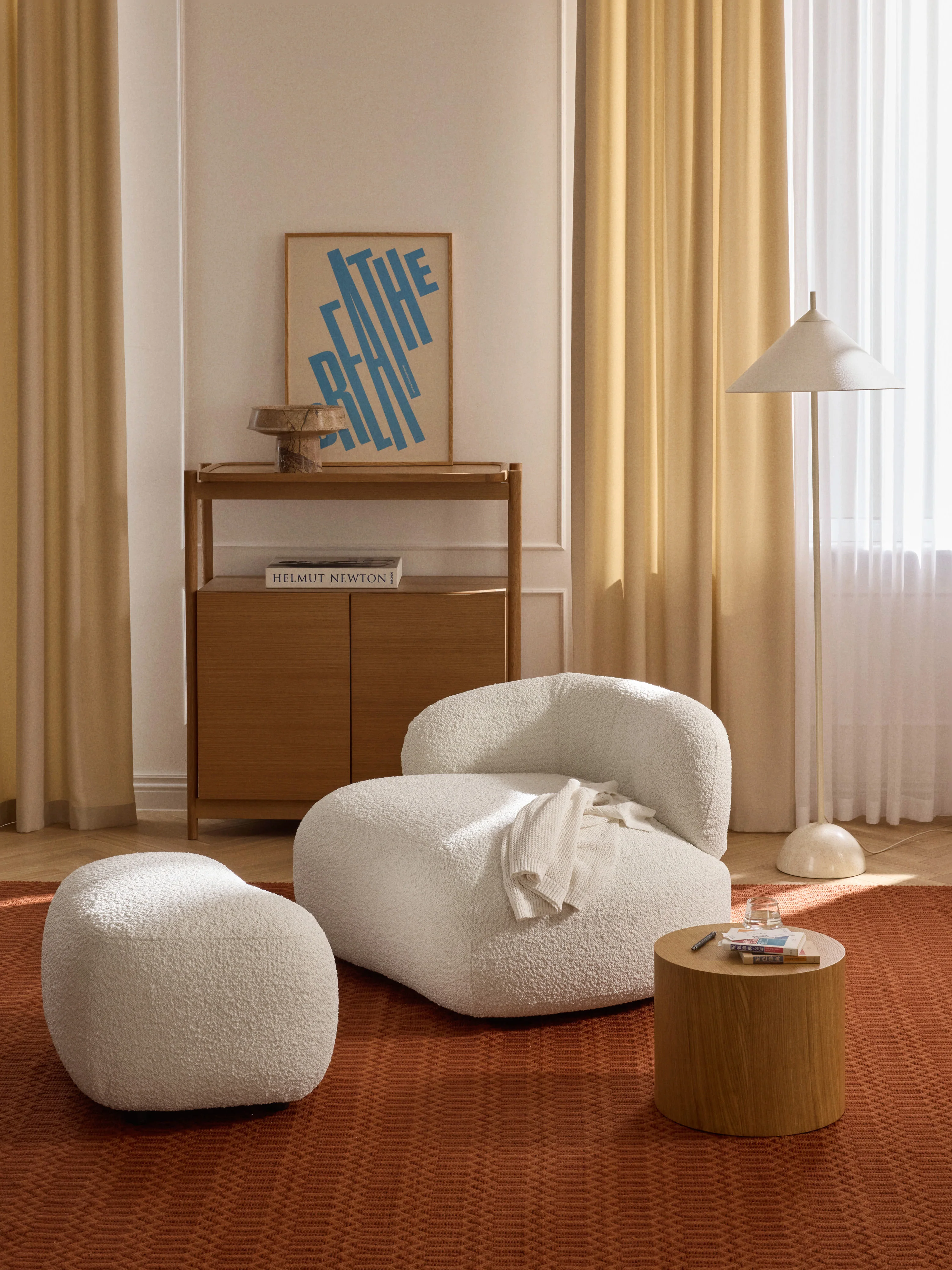 Bouclé-Sofa-Hocker Alba
