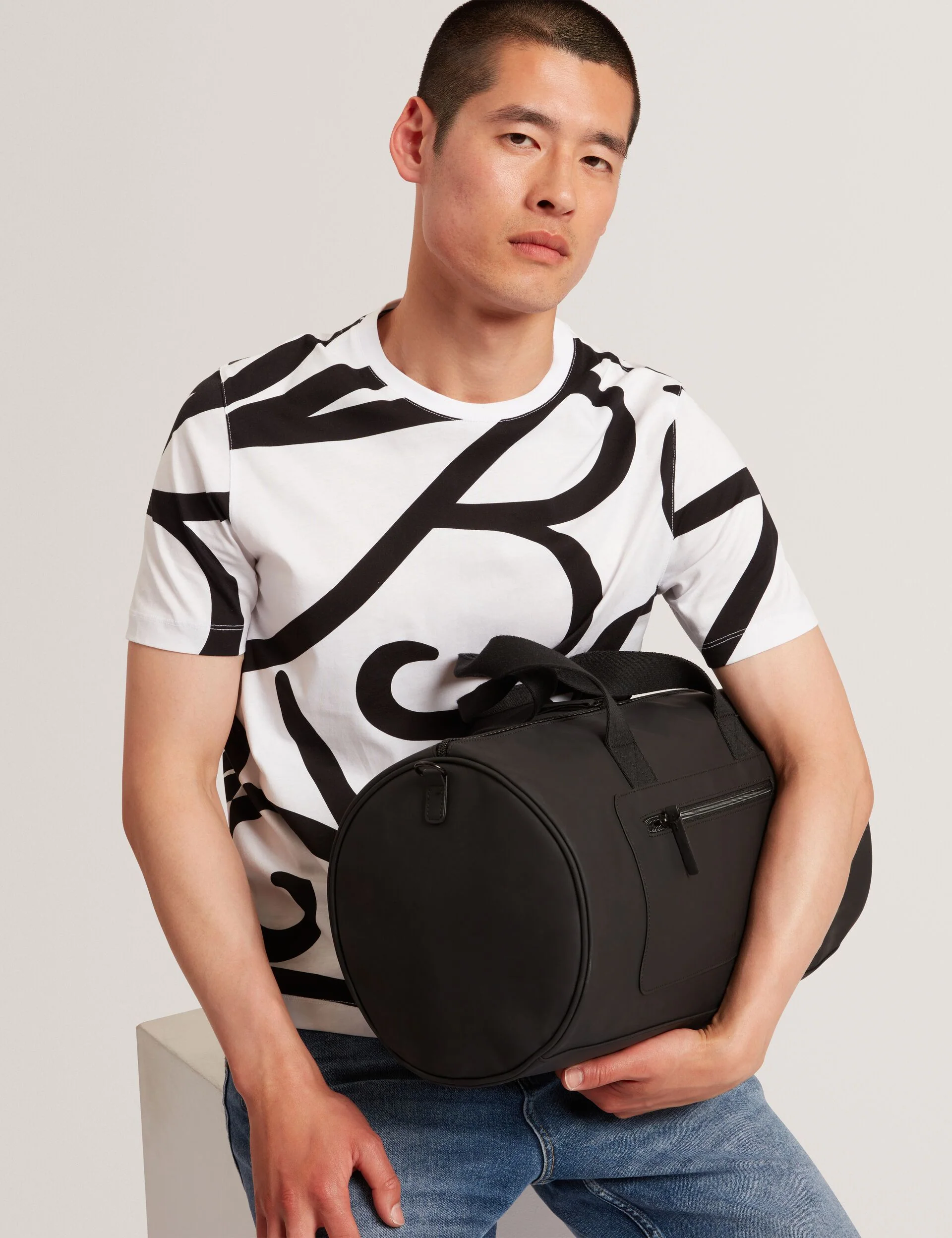 RYLAND | BLACK