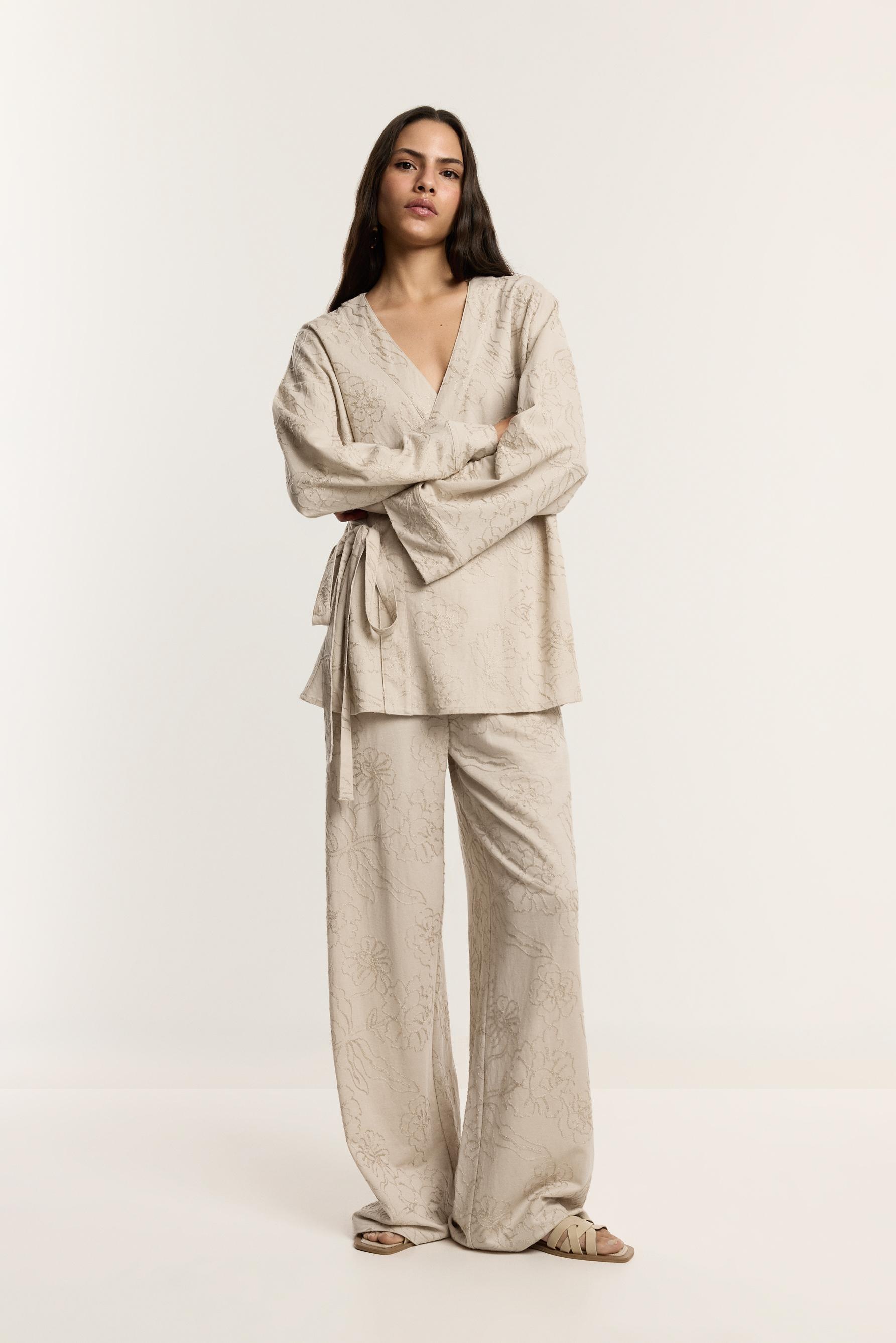 Kimono bordado