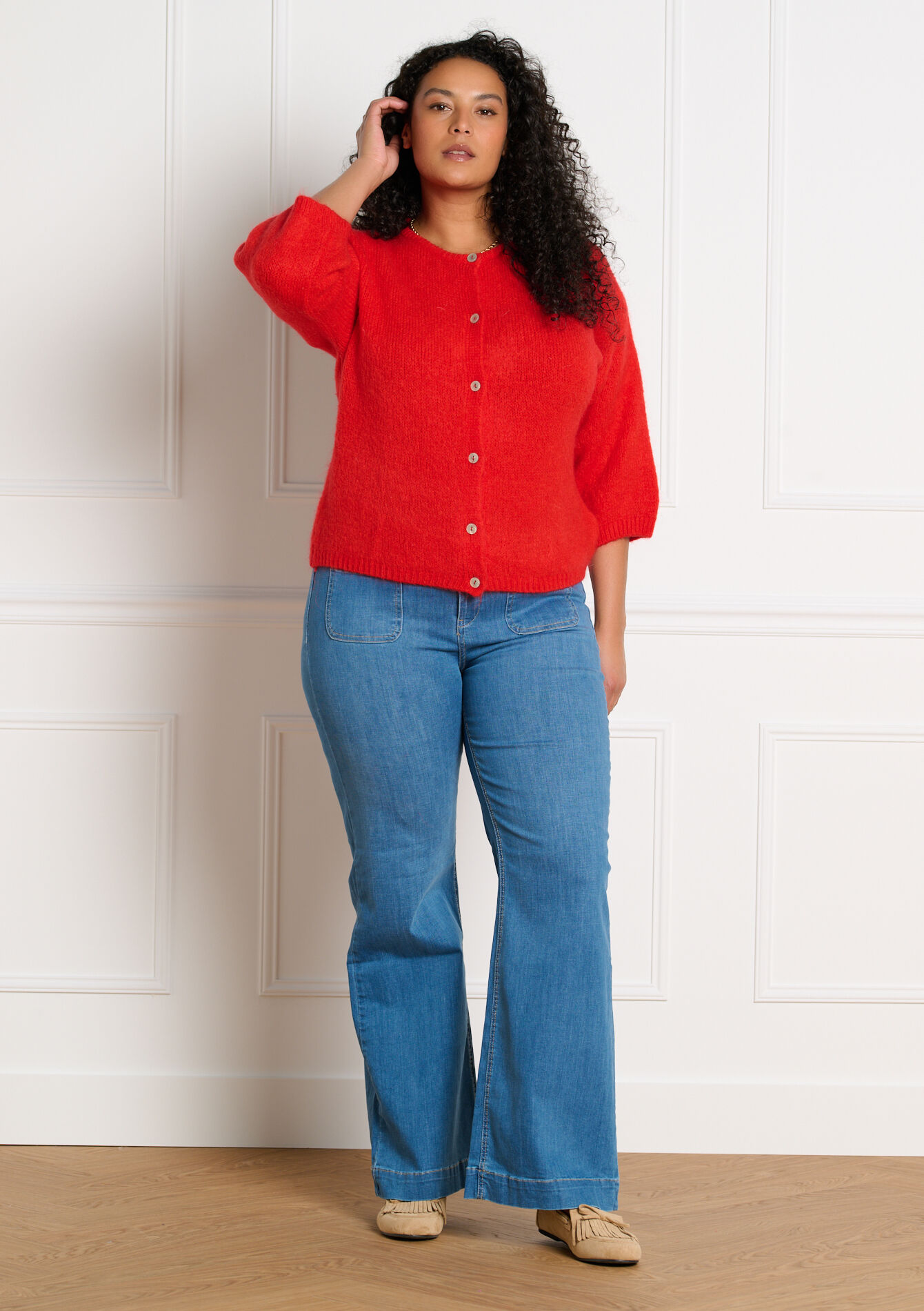 Minimalistisch vest met knopen