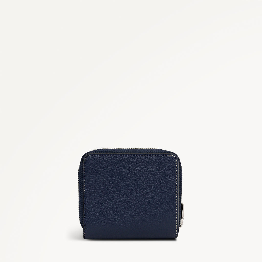 Dukes Place - Medium Zip Around Purse