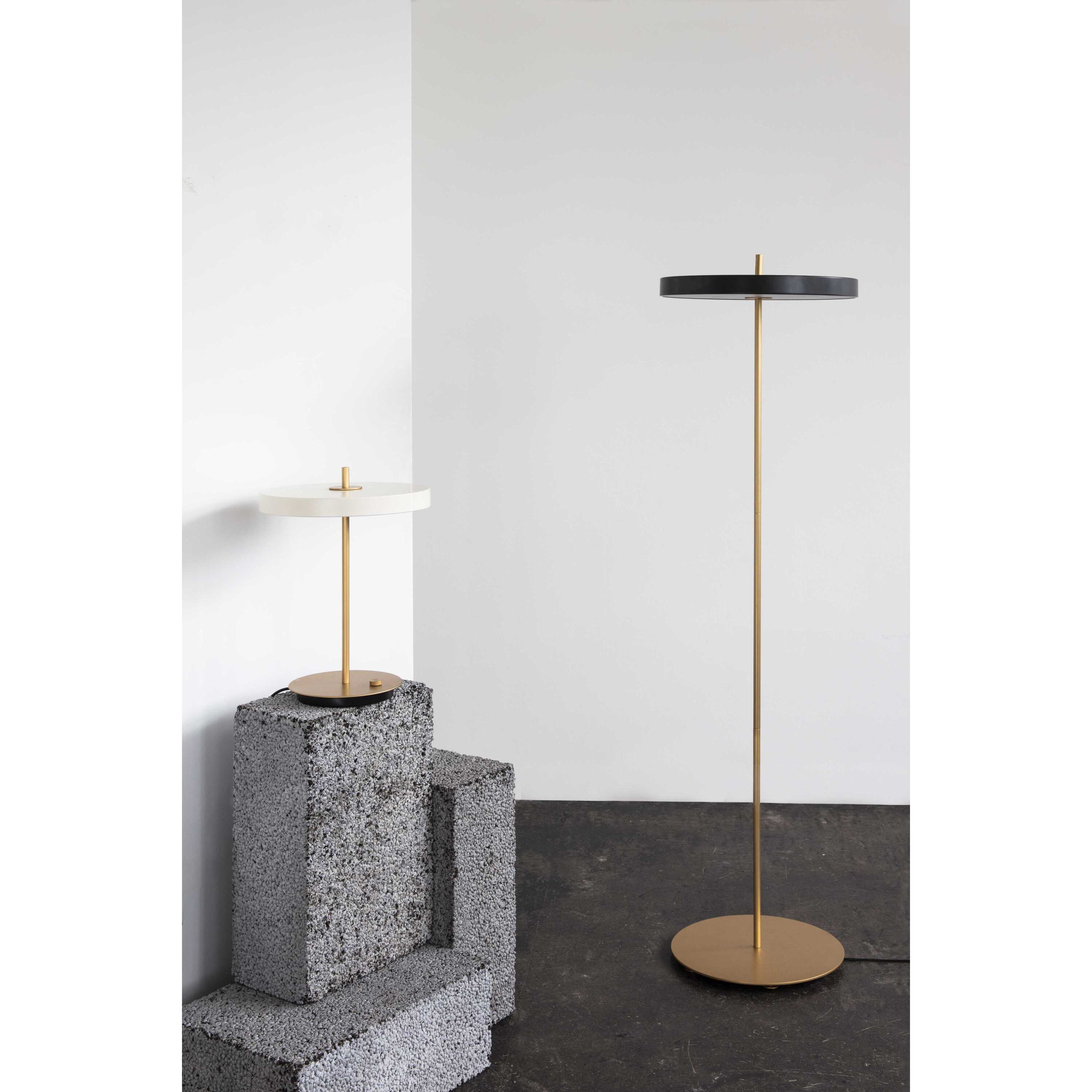 Asteria vloerlamp LED Black