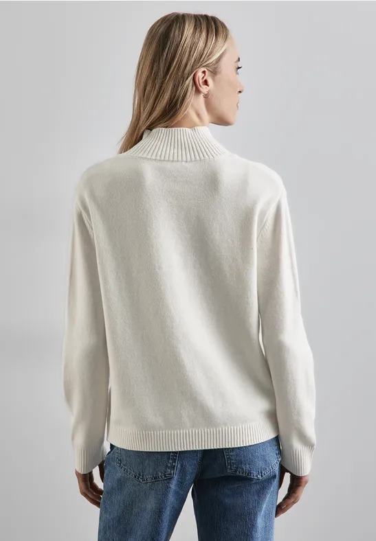 Pullover mit Knopfdetail