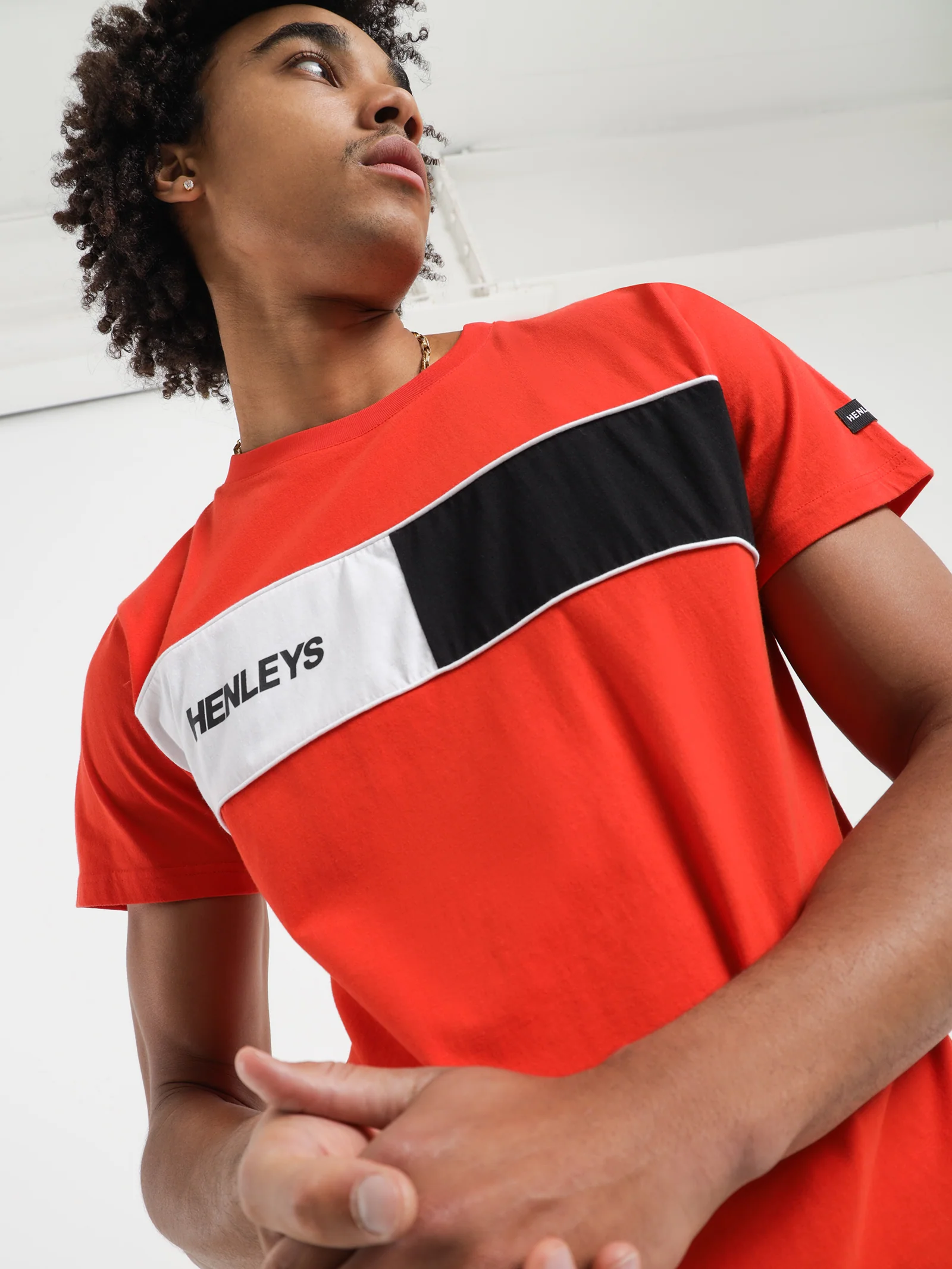 Signature T-Shirt