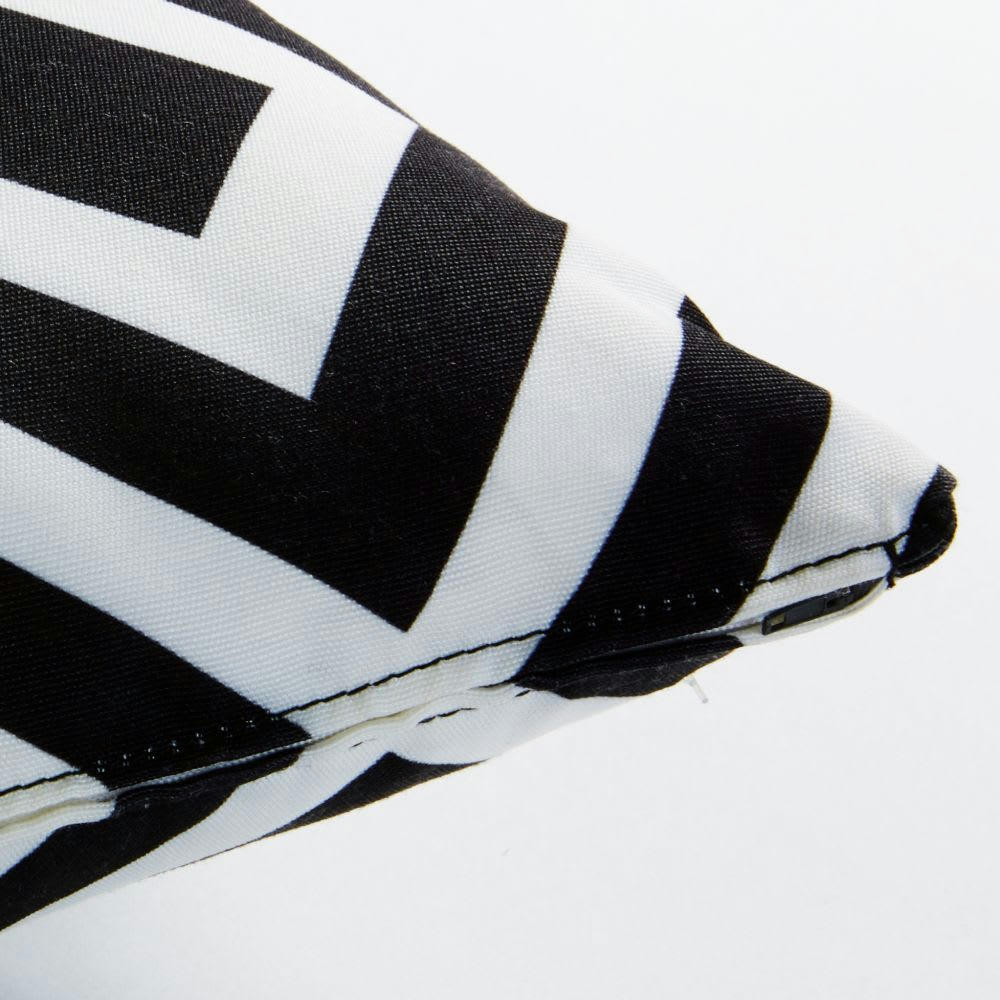 NAHIRA - Coussin motifs graphiques noirs et écrus 45x45