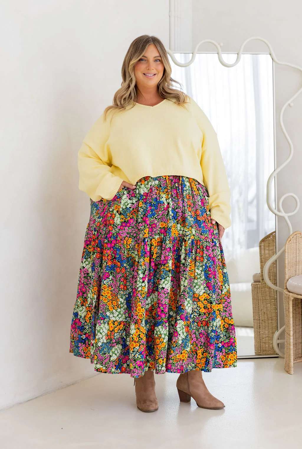 Carrie Skirt in Flower Field Dawn