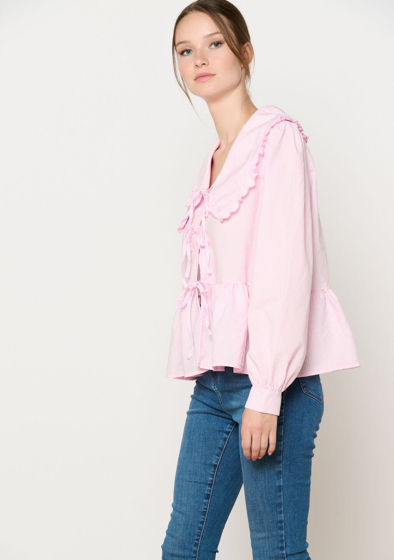 Hemd met striklintjes