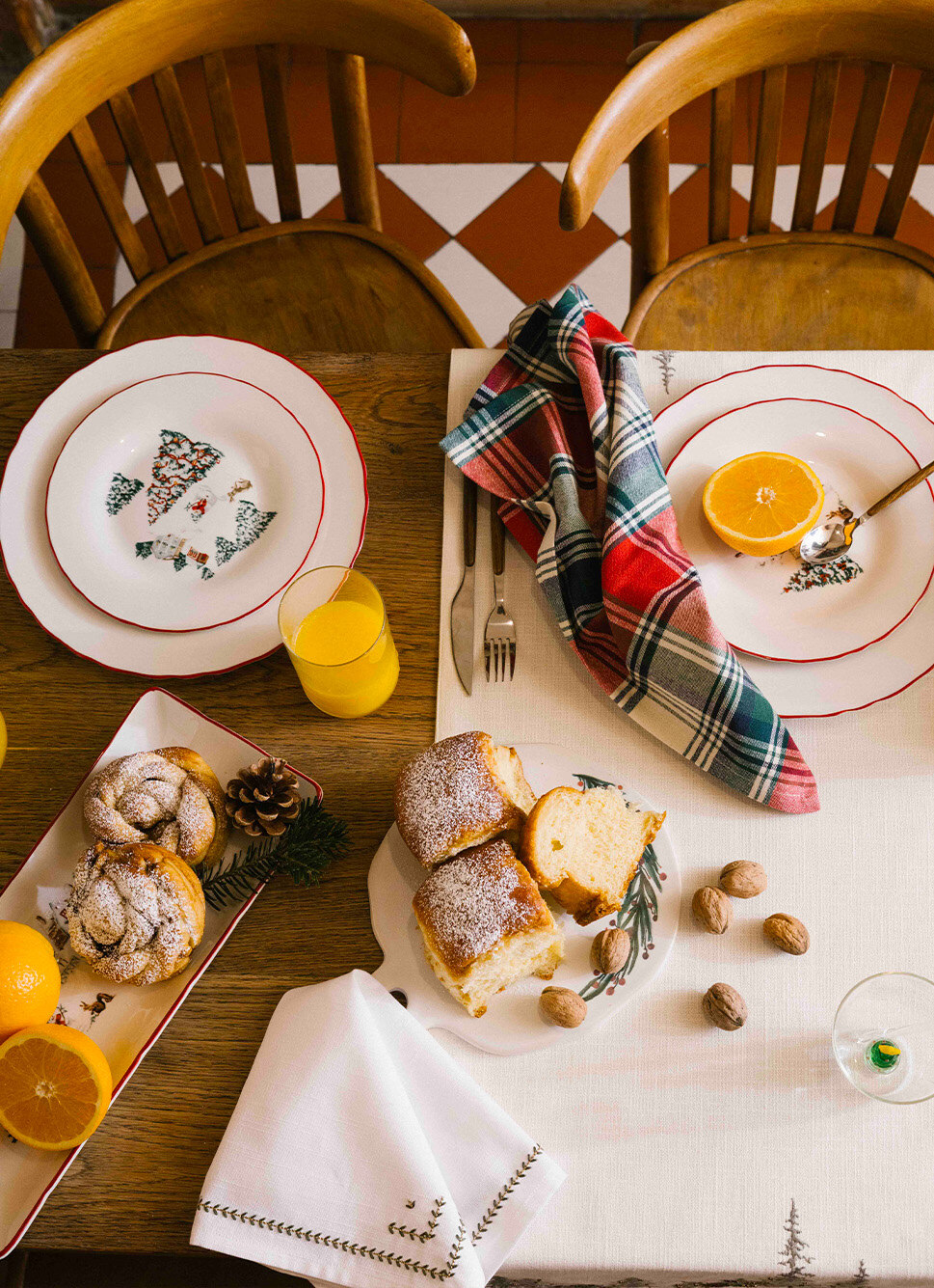 PLAT à BÛCHE DE NO&Euml;L MULTICOLORE