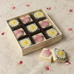 CHOC ON CHOC Chocolate Daisies And Cupcakes