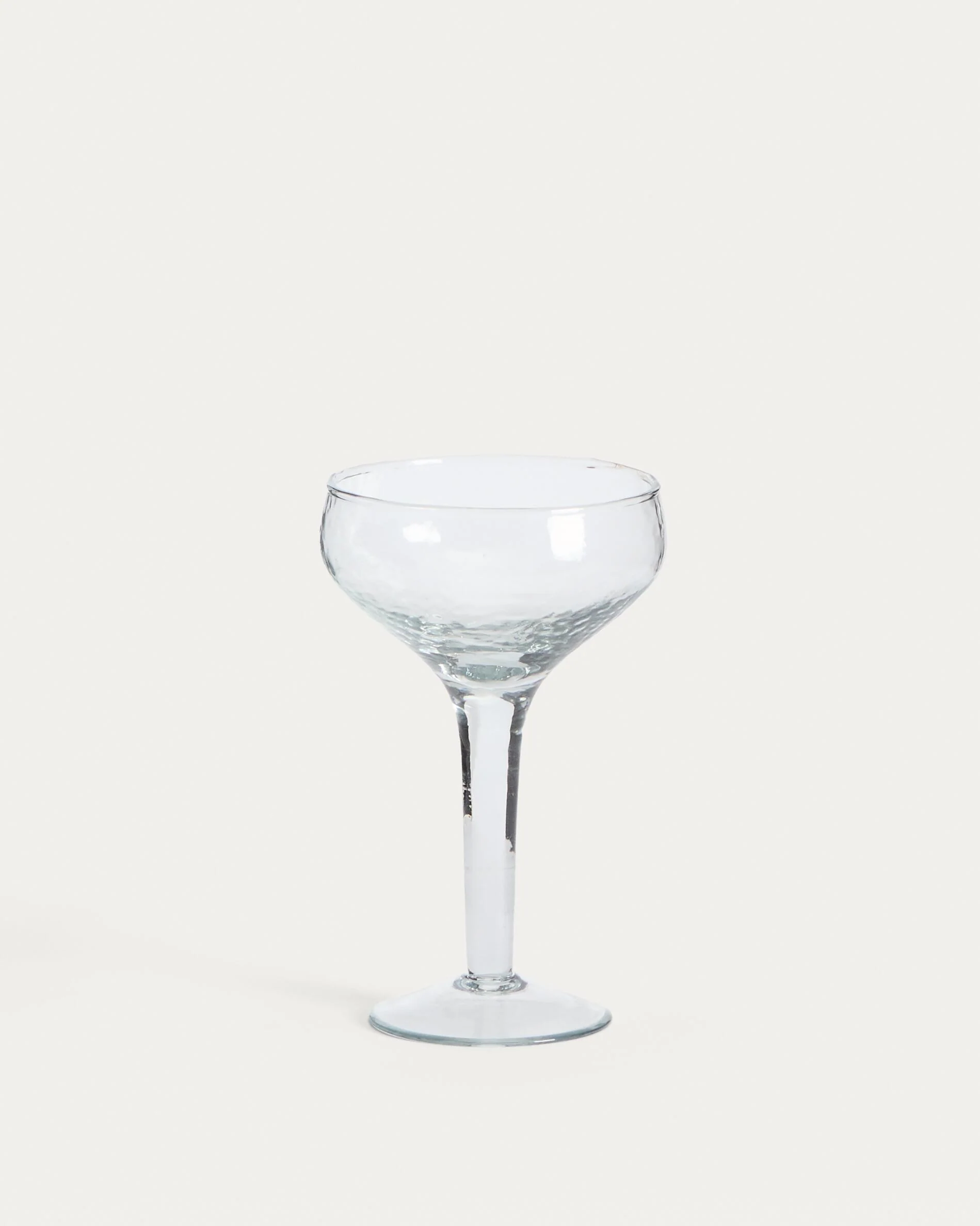 Sileia wine glass made of transparent recycled glass