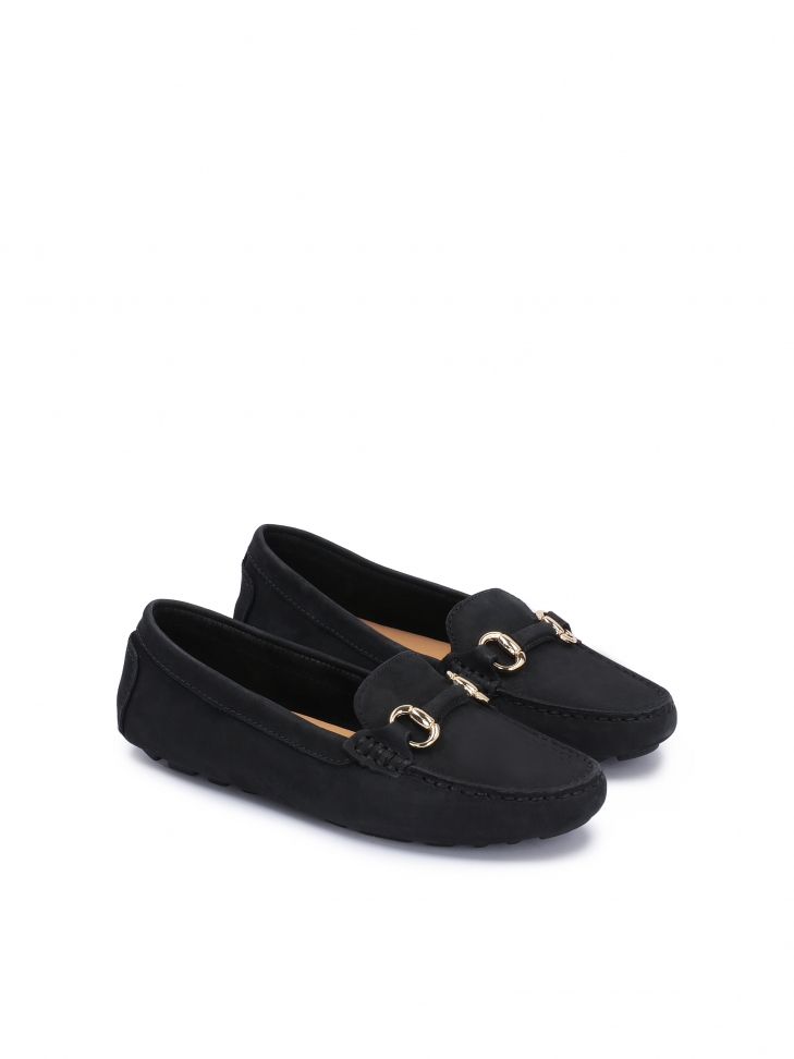 Classic nubuck moccasins with protrusions on the sole
