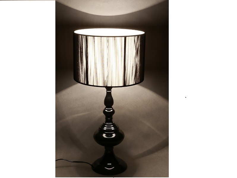 Lampa stołowa Gillenia metalowa czarna
