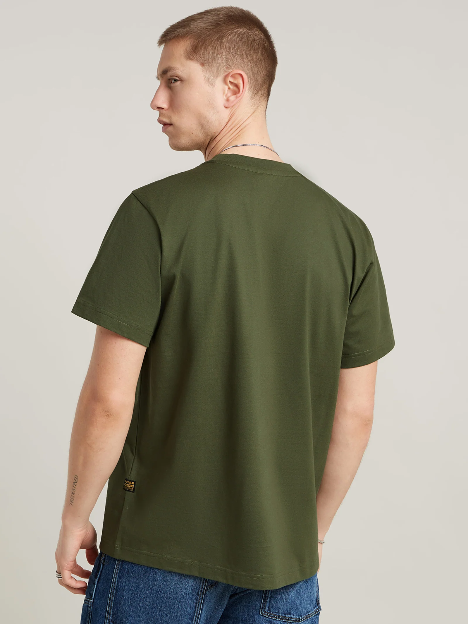 Center Chest Logo Loose Tee