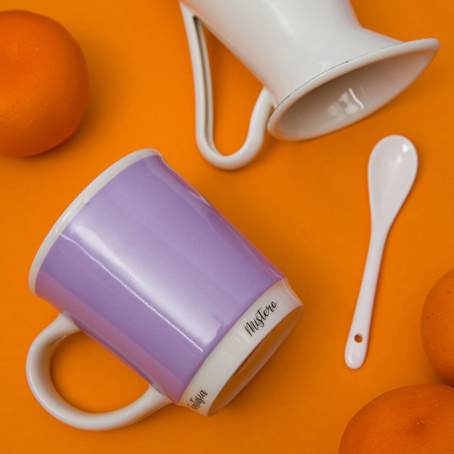 Mug lilla 400 ml con cucchiaino