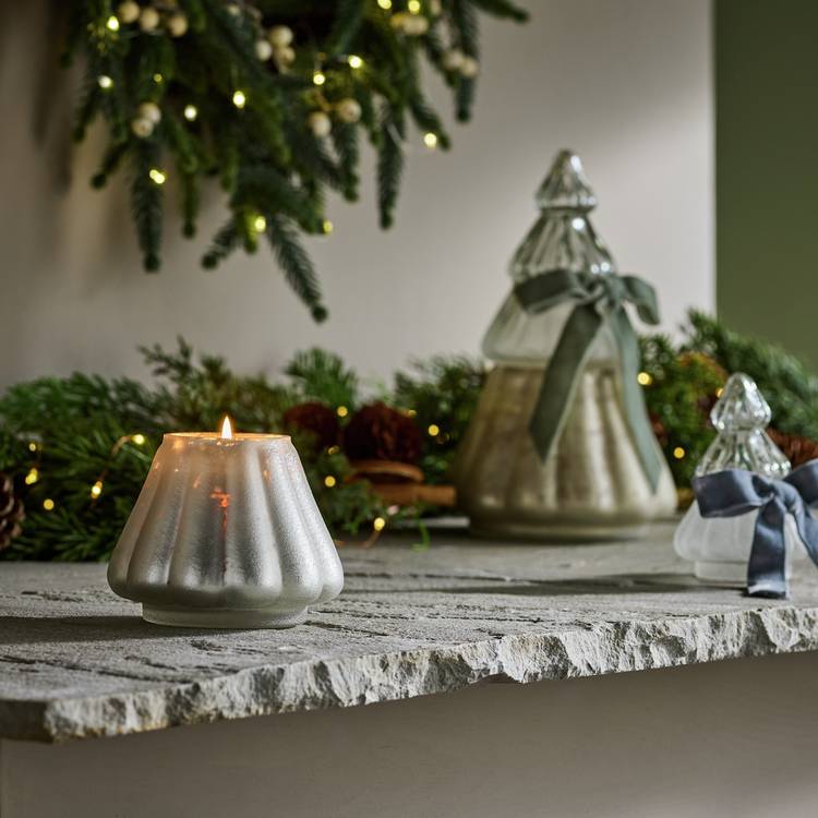 Habitat Small Singlewick Candle - Under the Mistletoe