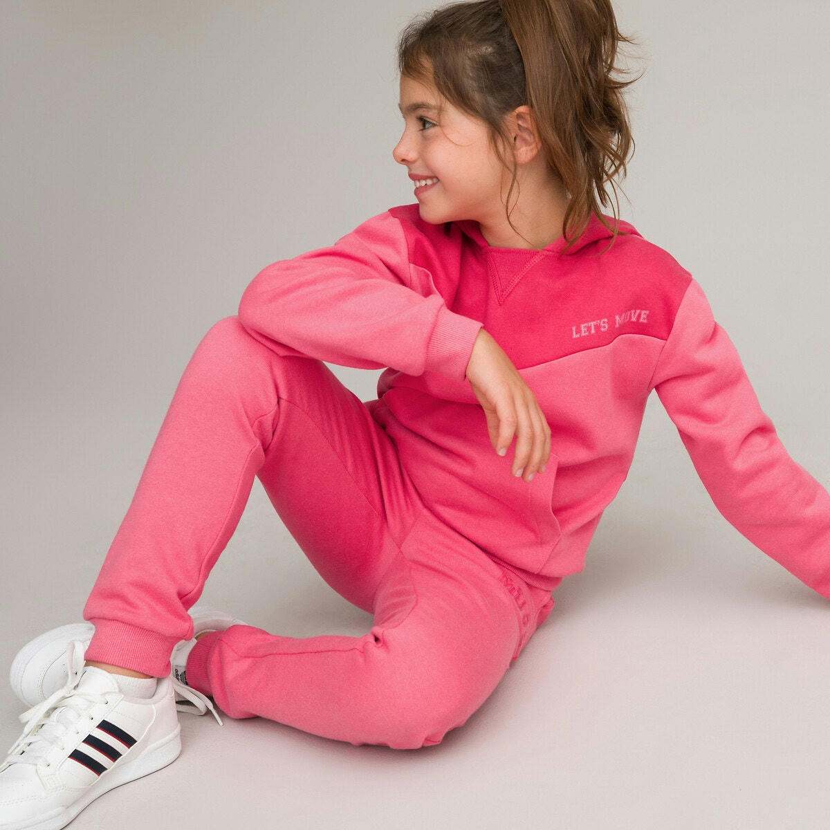 Ensemble sweat à capuche et jogging