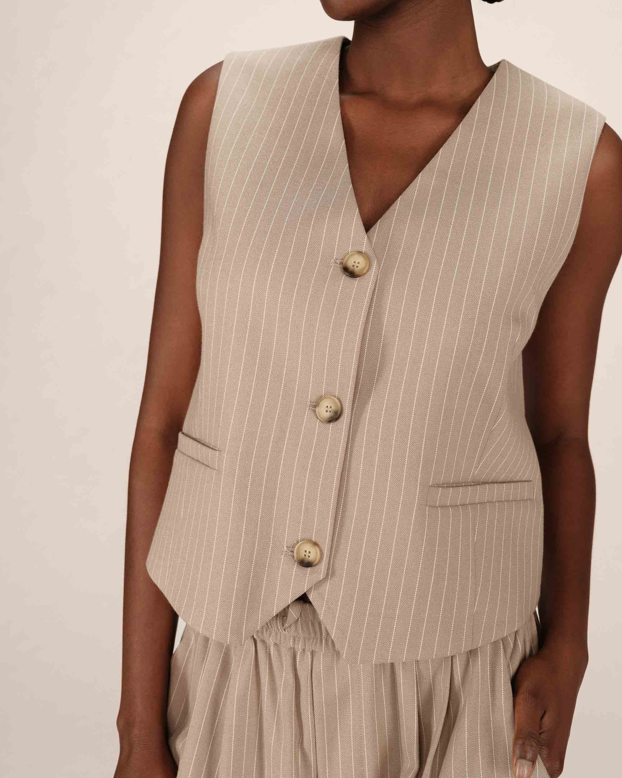 Gilet droit a rayures greige Sister