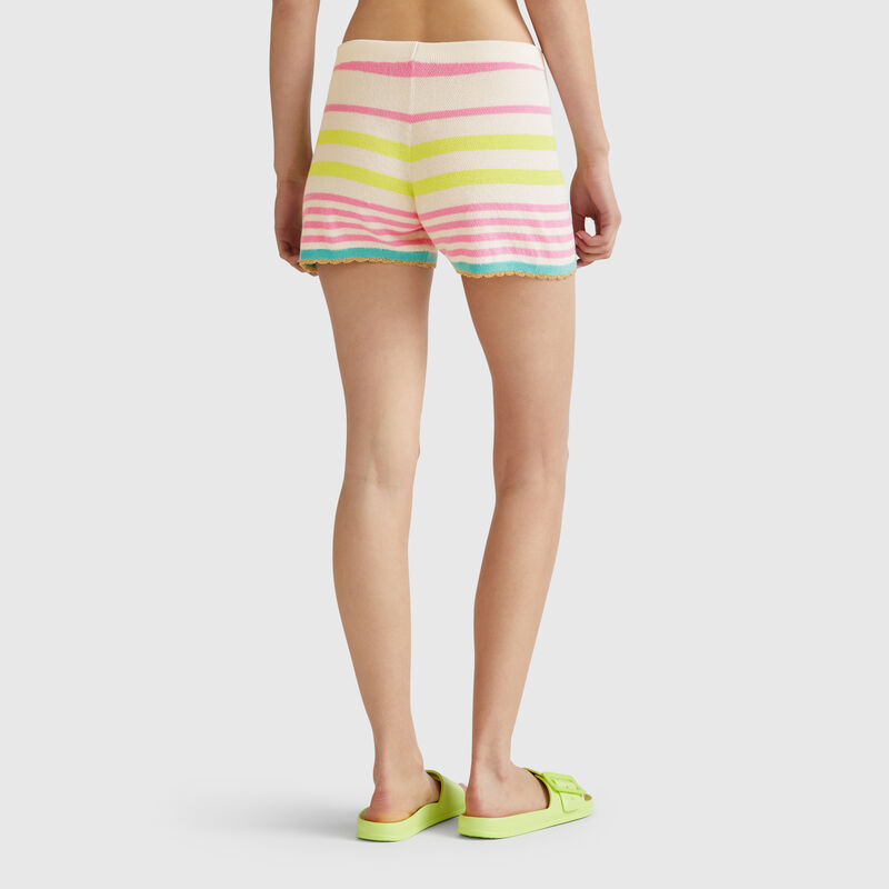 Striped knit shorts