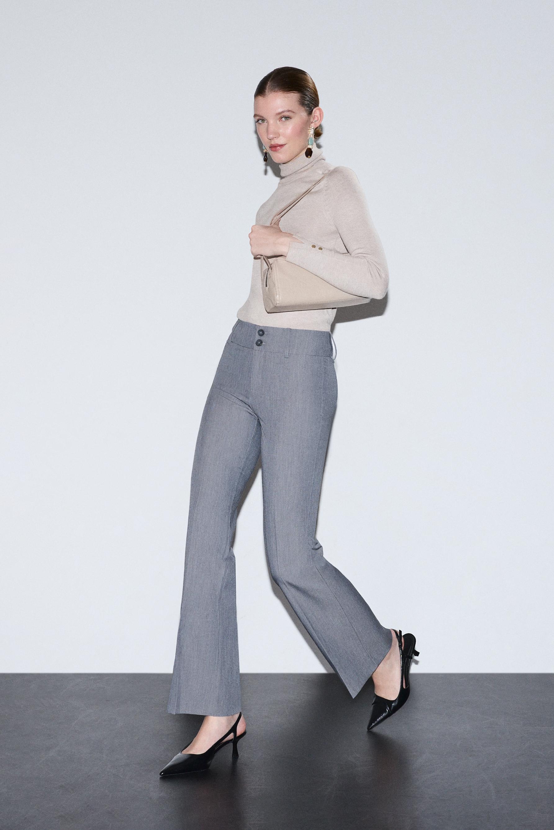Pantalón flare
